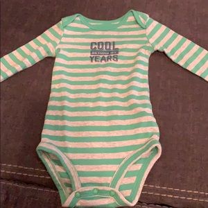 Carter’s long sleeve green onesie , 6 months
